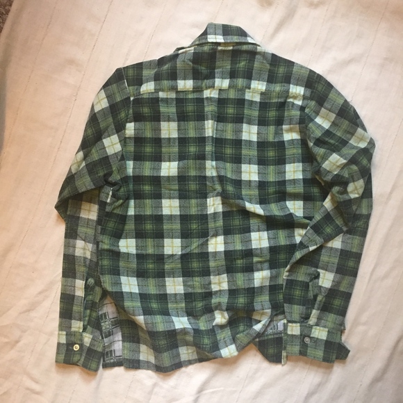 Golden Vintage Women's Flannel w/. Side Cut Detail - Picture 3 of 7